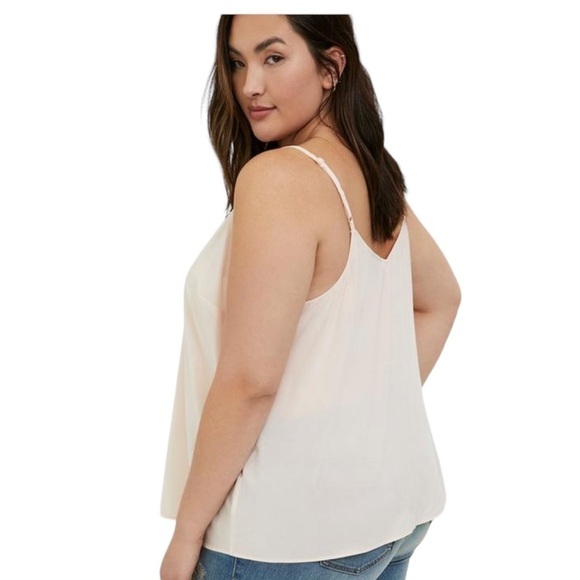 Torrid Chablis Lace Trim Cami Peach Blush Size 2X 18-20 - Picture 3 of 16